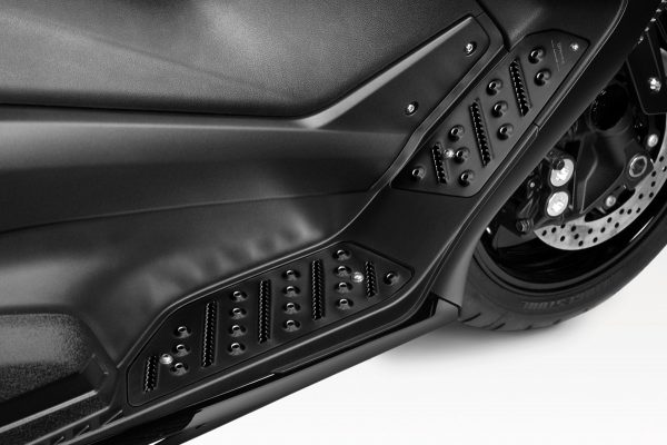 Repose pieds DPM Piranha pour TMAX 530 / 560