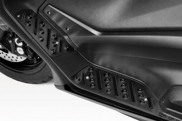 Repose pieds DPM Piranha pour TMAX 530 / 560 – Image 8