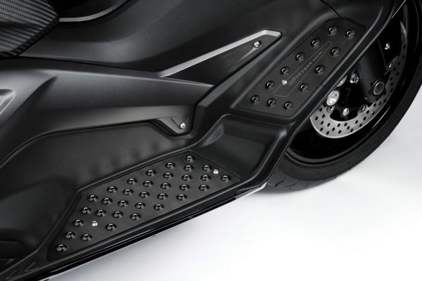 Repose pieds DPM pour TMAX 530 / 560 – Image 4