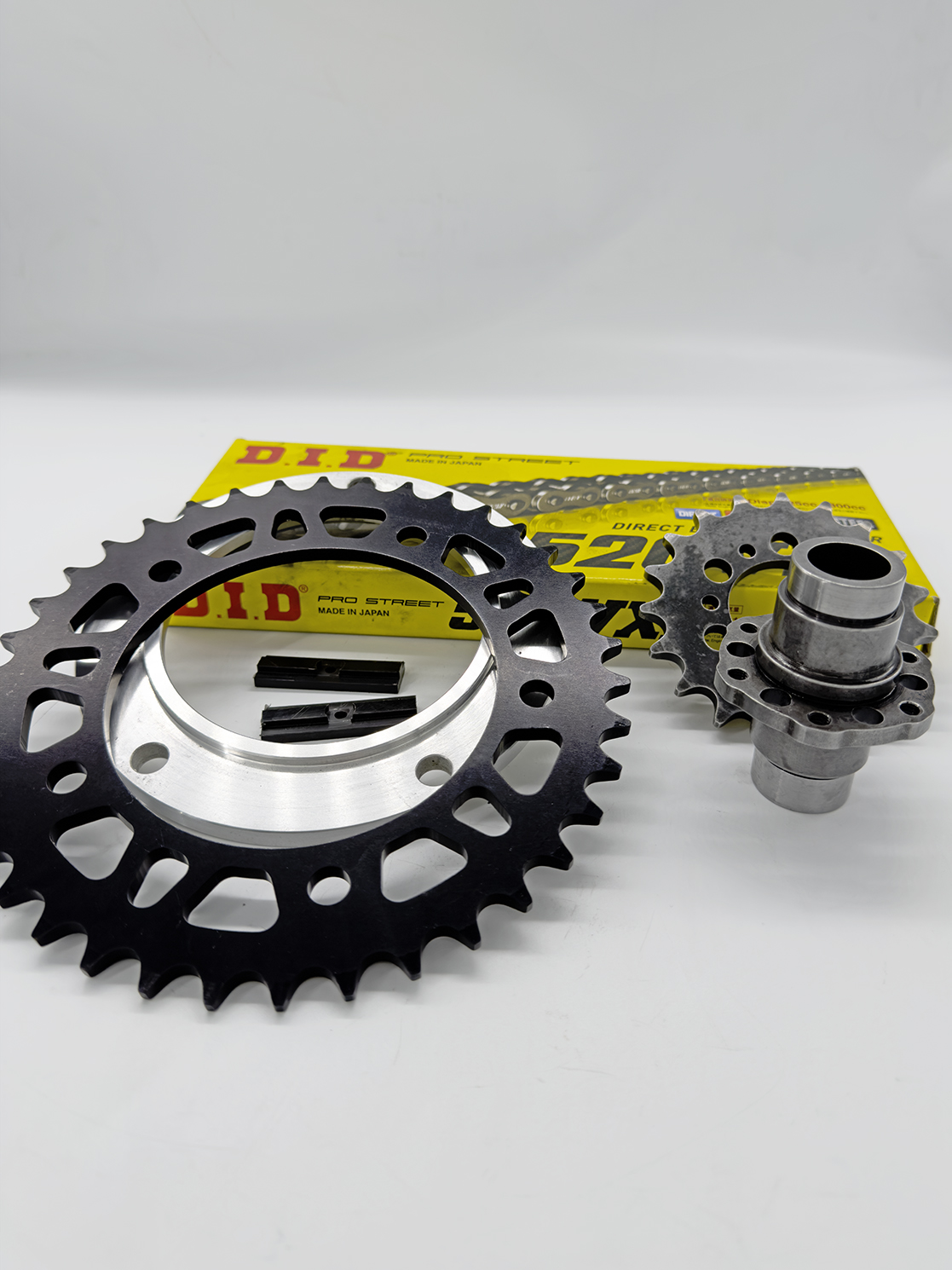 Kit chaine pour TMAX 530 2017 à 2019 (chaine acier ou dorée) – Image 3