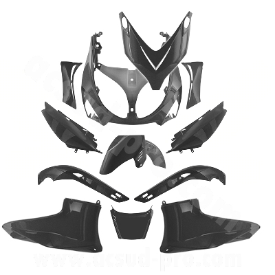 Kit carrosserie adaptable pour TMAX 500 Noir Brillant